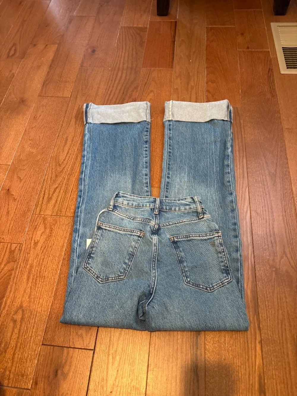 NWT Pilcro Scotty Cuff Hi Rise Jeans Size 23T